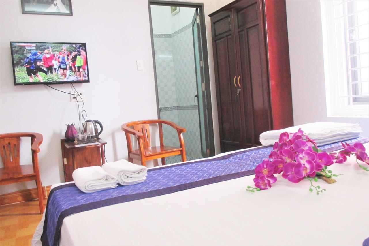 Purple Garden Homestay Хойан Экстерьер фото