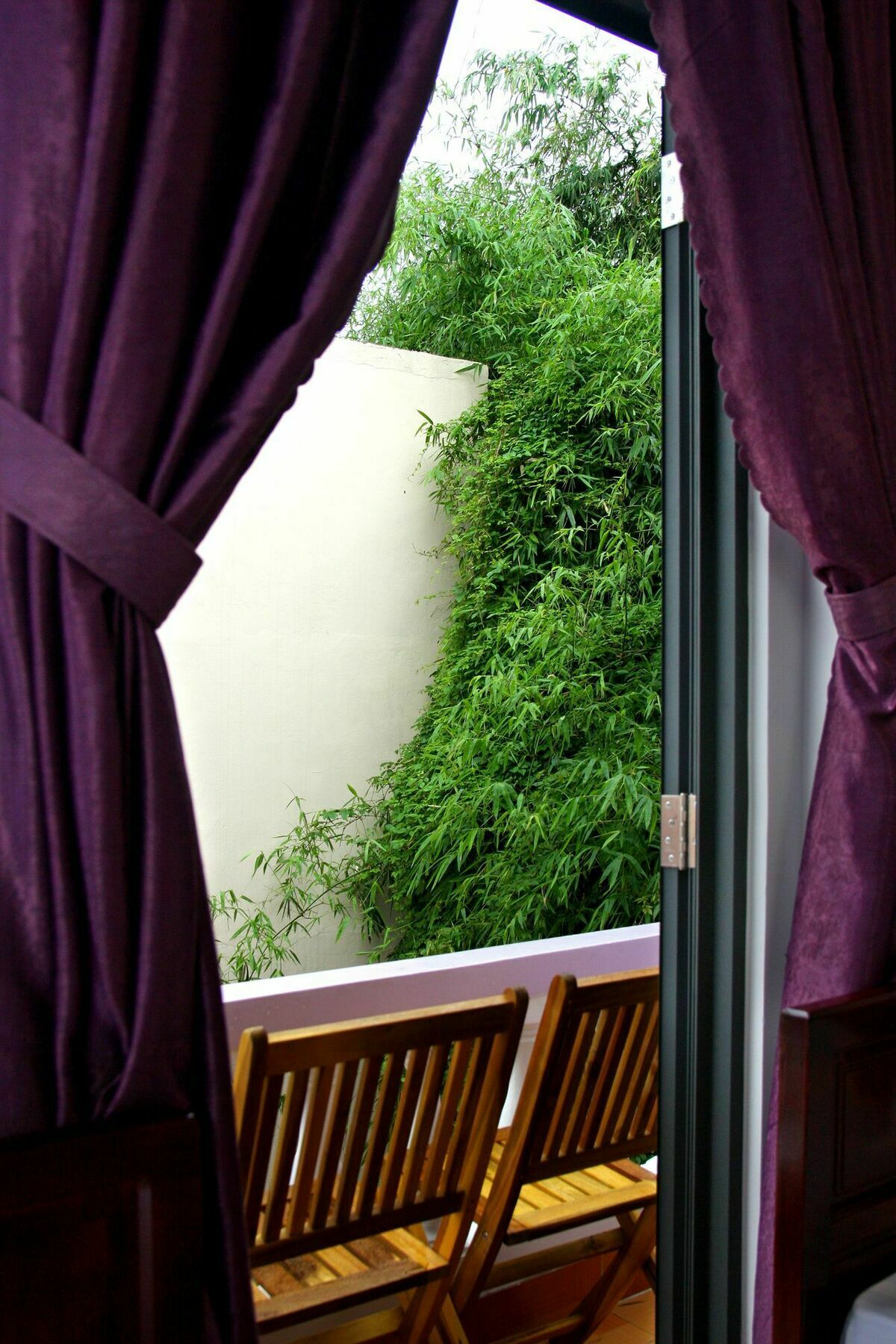 Purple Garden Homestay Хойан Экстерьер фото