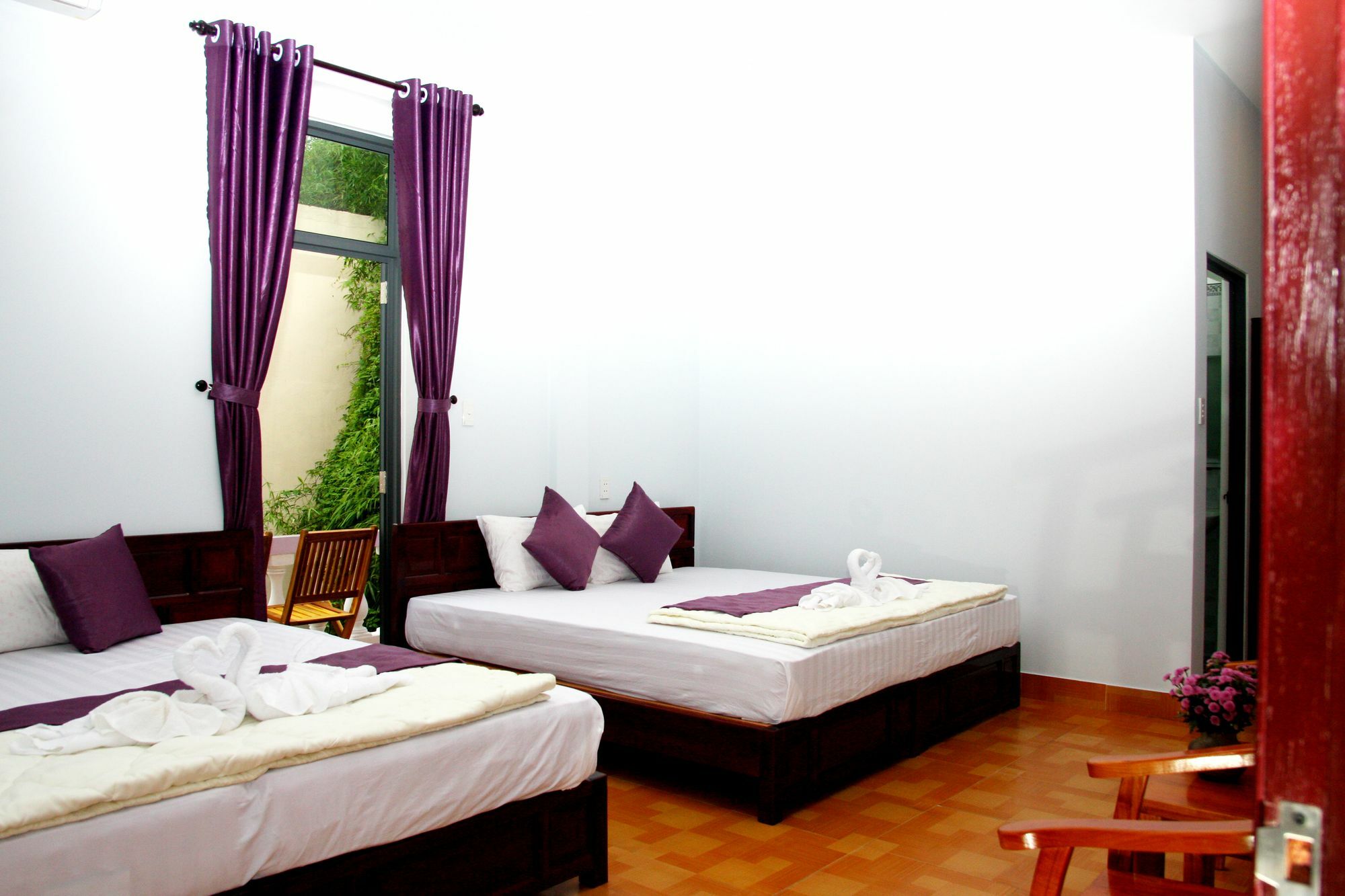 Purple Garden Homestay Хойан Экстерьер фото